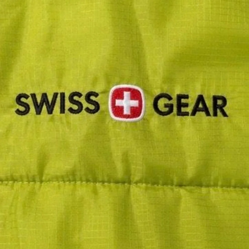 SwissGear Lights Out 40 Degree Youth Sleeping Bag Lime Green/Blue